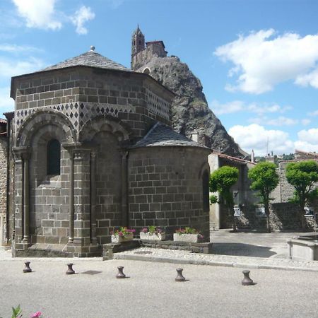 Le Petit Seguret Apartment Le Puy-en-Velay ภายนอก รูปภาพ