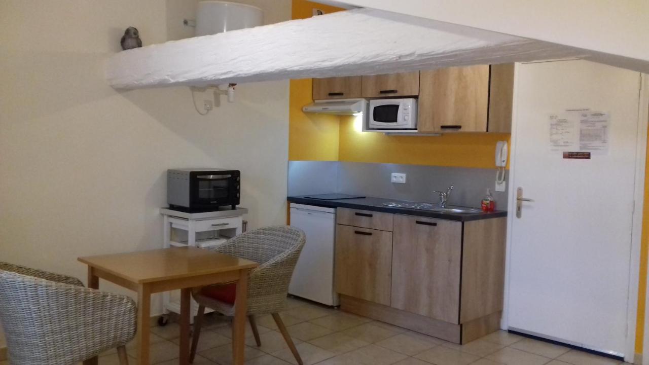 Le Petit Seguret Apartment Le Puy-en-Velay ภายนอก รูปภาพ